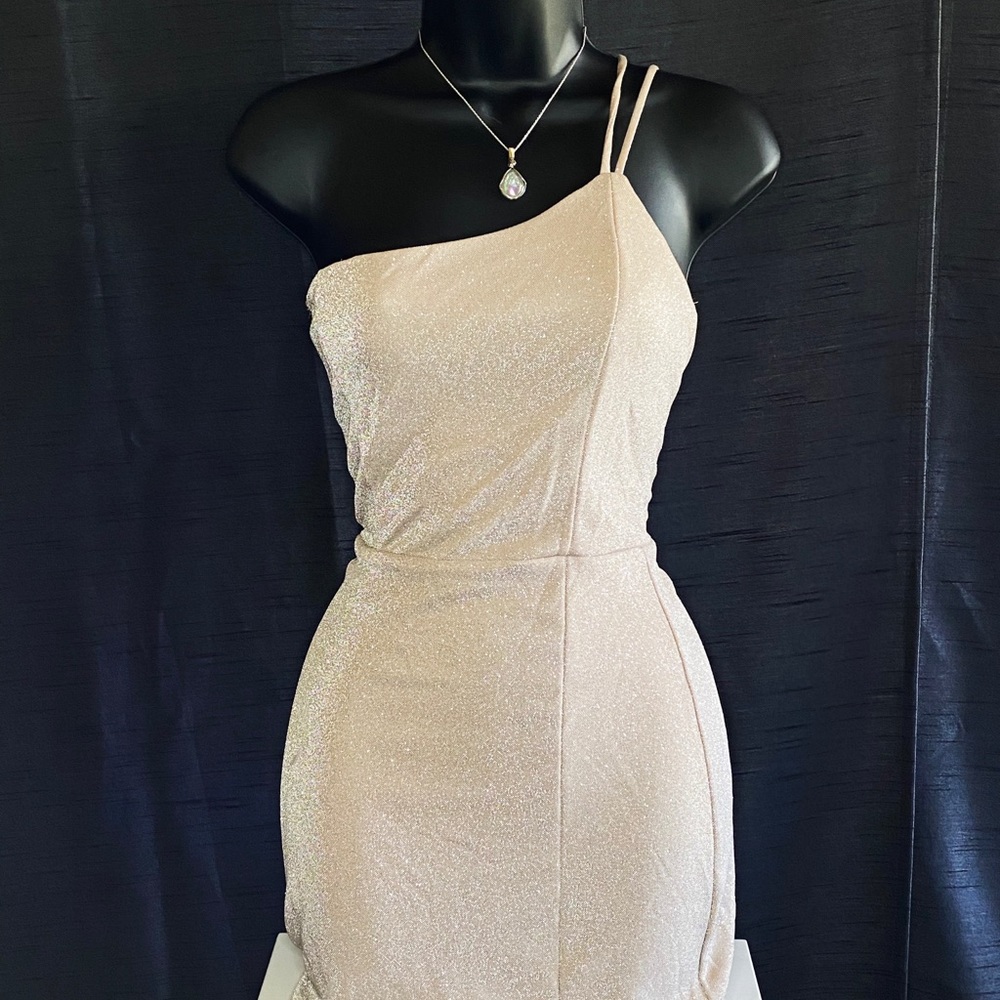 GOLD SPARKLE WINDSOR BODY-CON DRESS